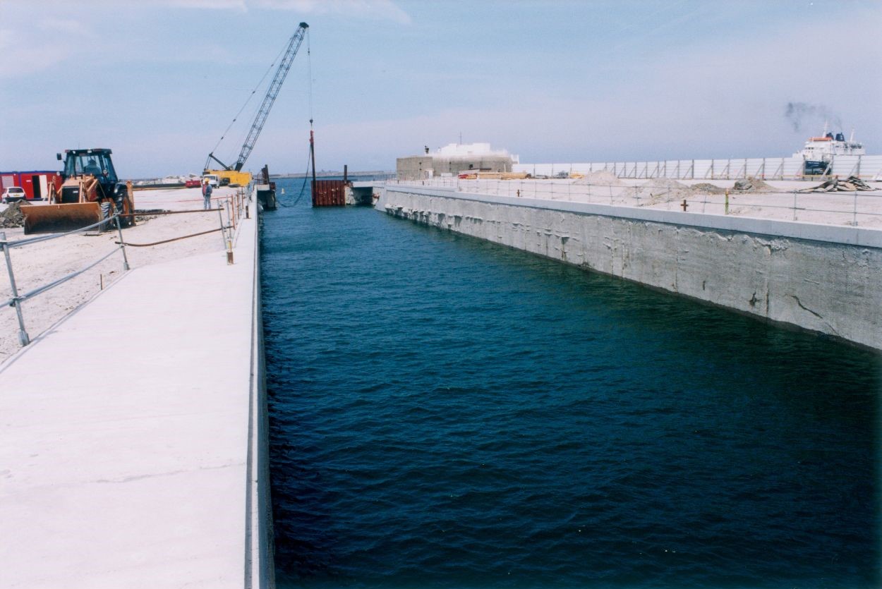 Construction de la darse du Redoutable à La Cité de la Mer © Joël LEHUBY