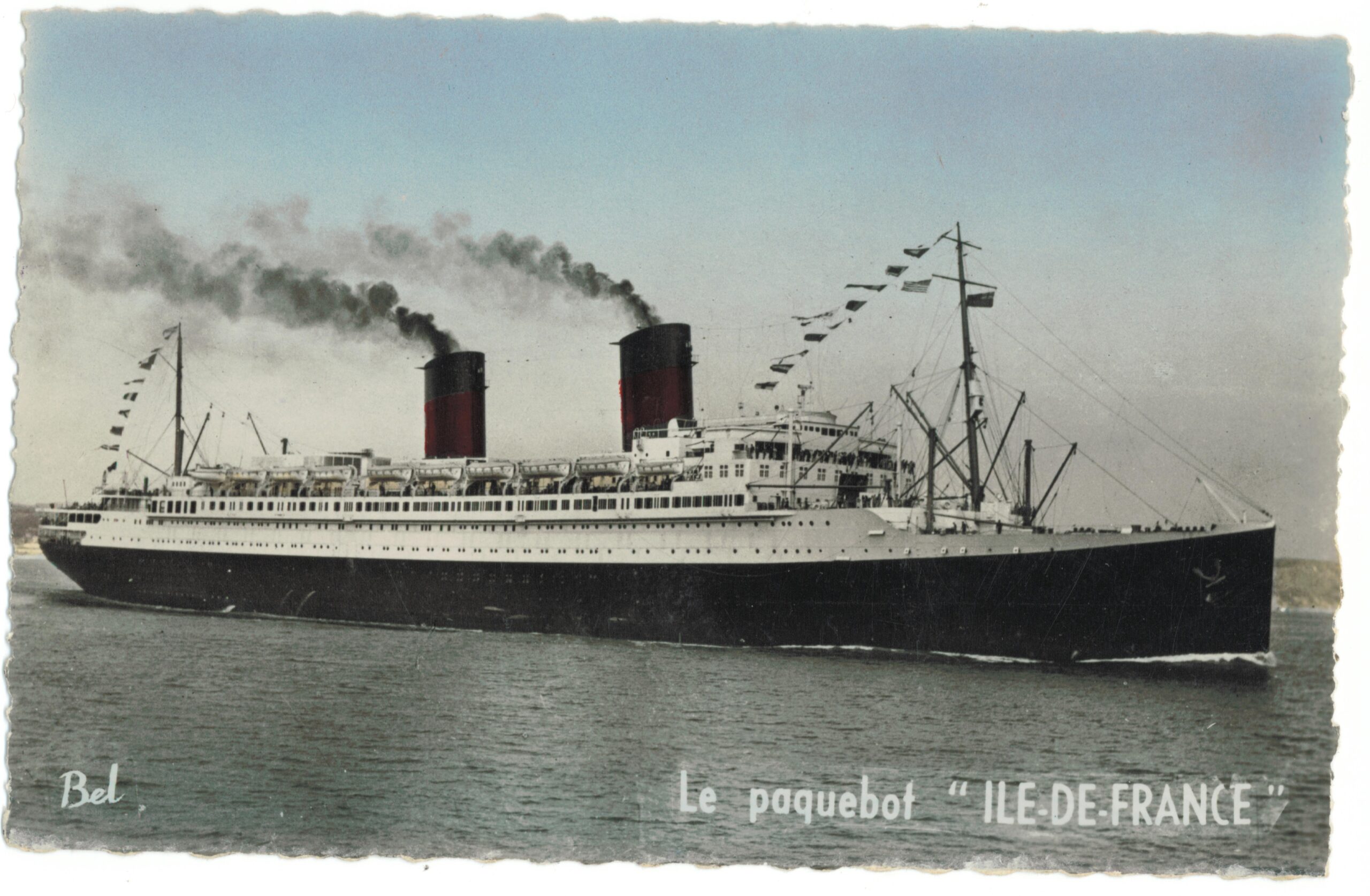 Carte postale du paquebot Ile de France © La Cité de la Mer – Collection E.BARD