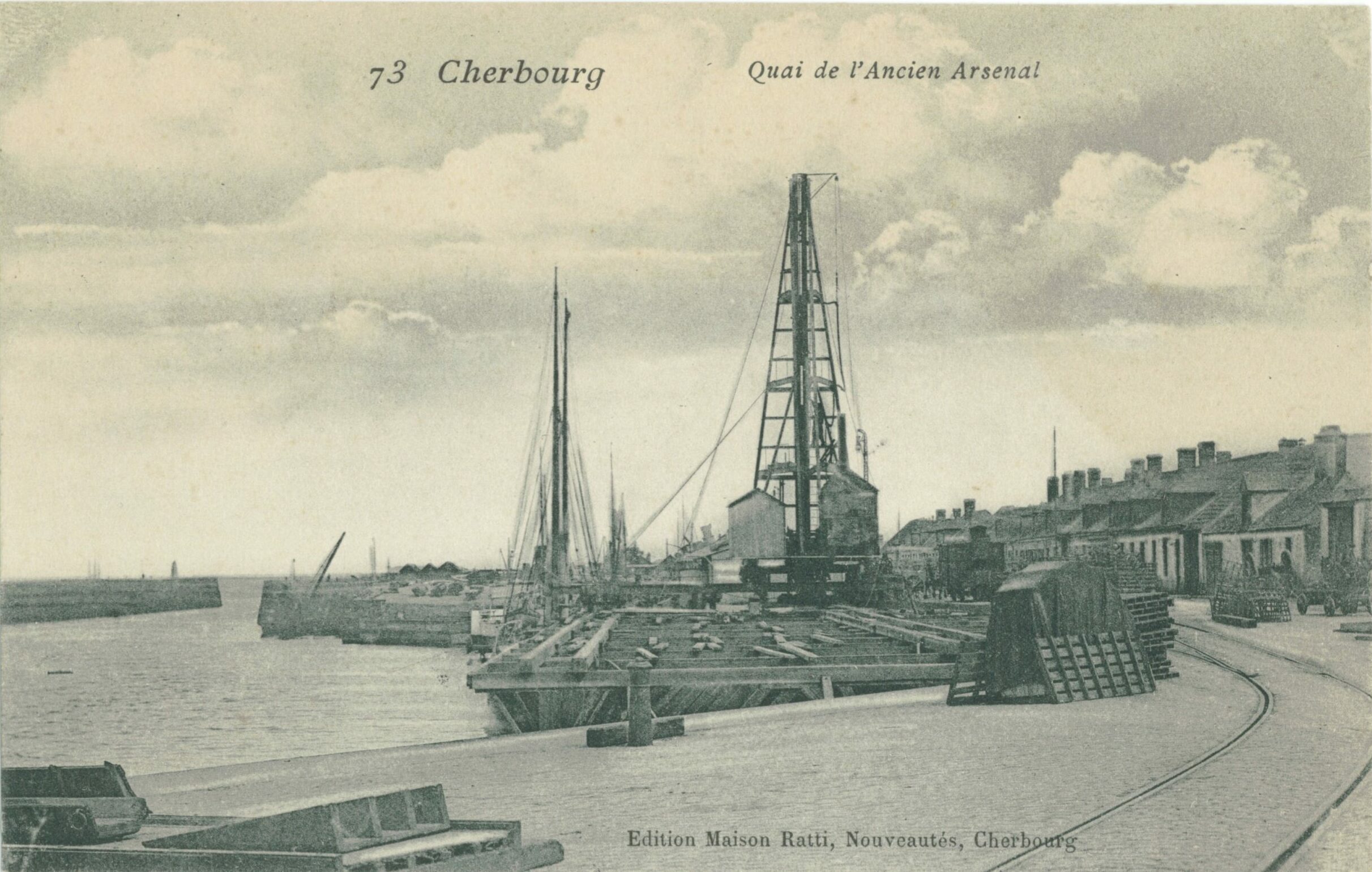 Quai de l&rsquo;Ancien Arsenal © La Cité de la Mer – Collection J.PIVAIN