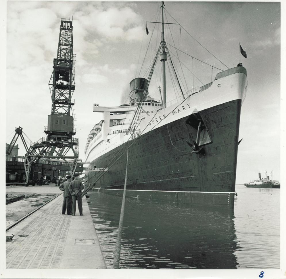 Escale du Queen Mary le 8 mai 1952 © Collection CCI Ouest Normandie