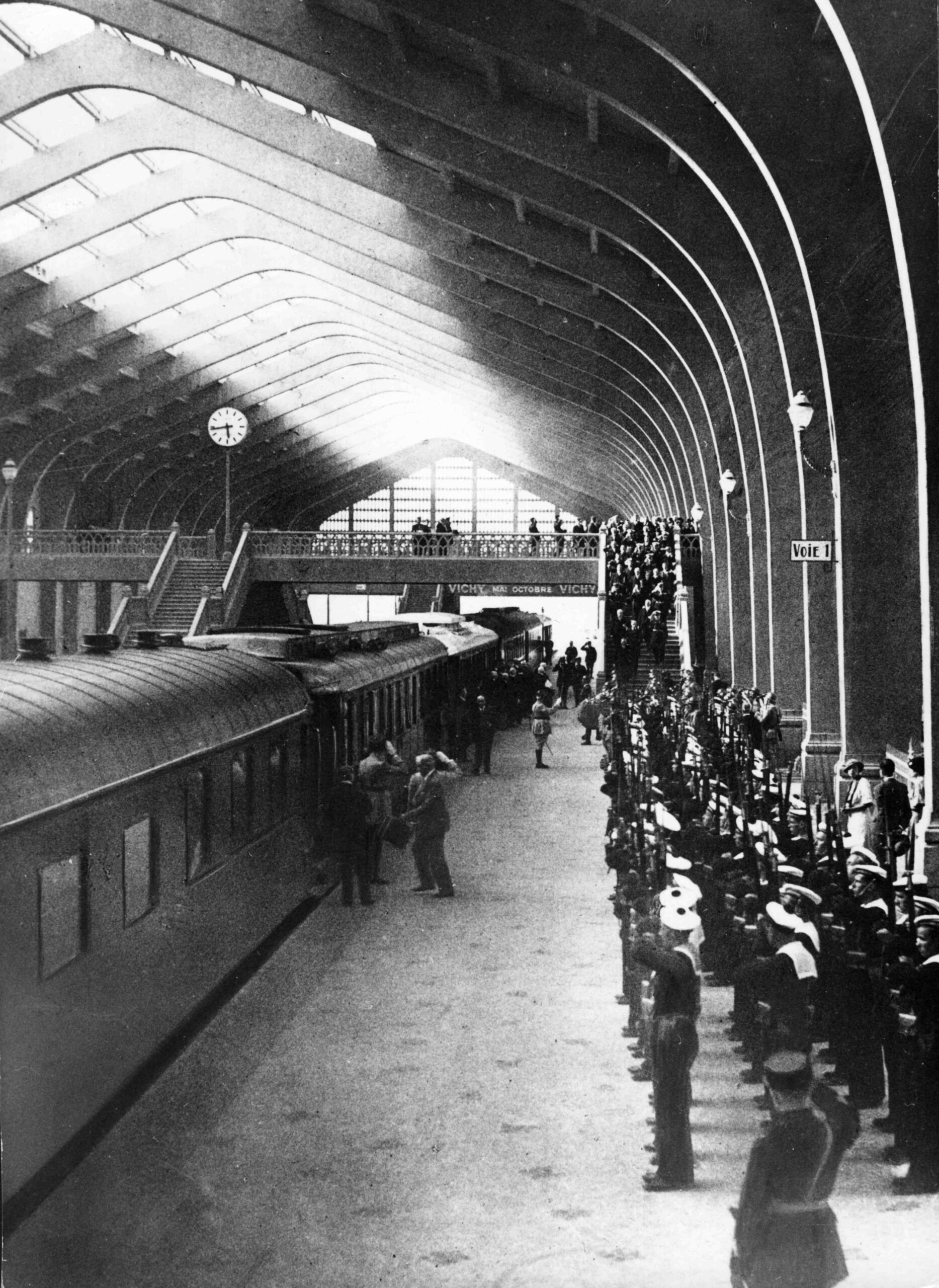 L&rsquo;arrivée du Président Albert LEBRUN dans la Gare Maritime Transatlantique © Collection CCI Ouest Normandie