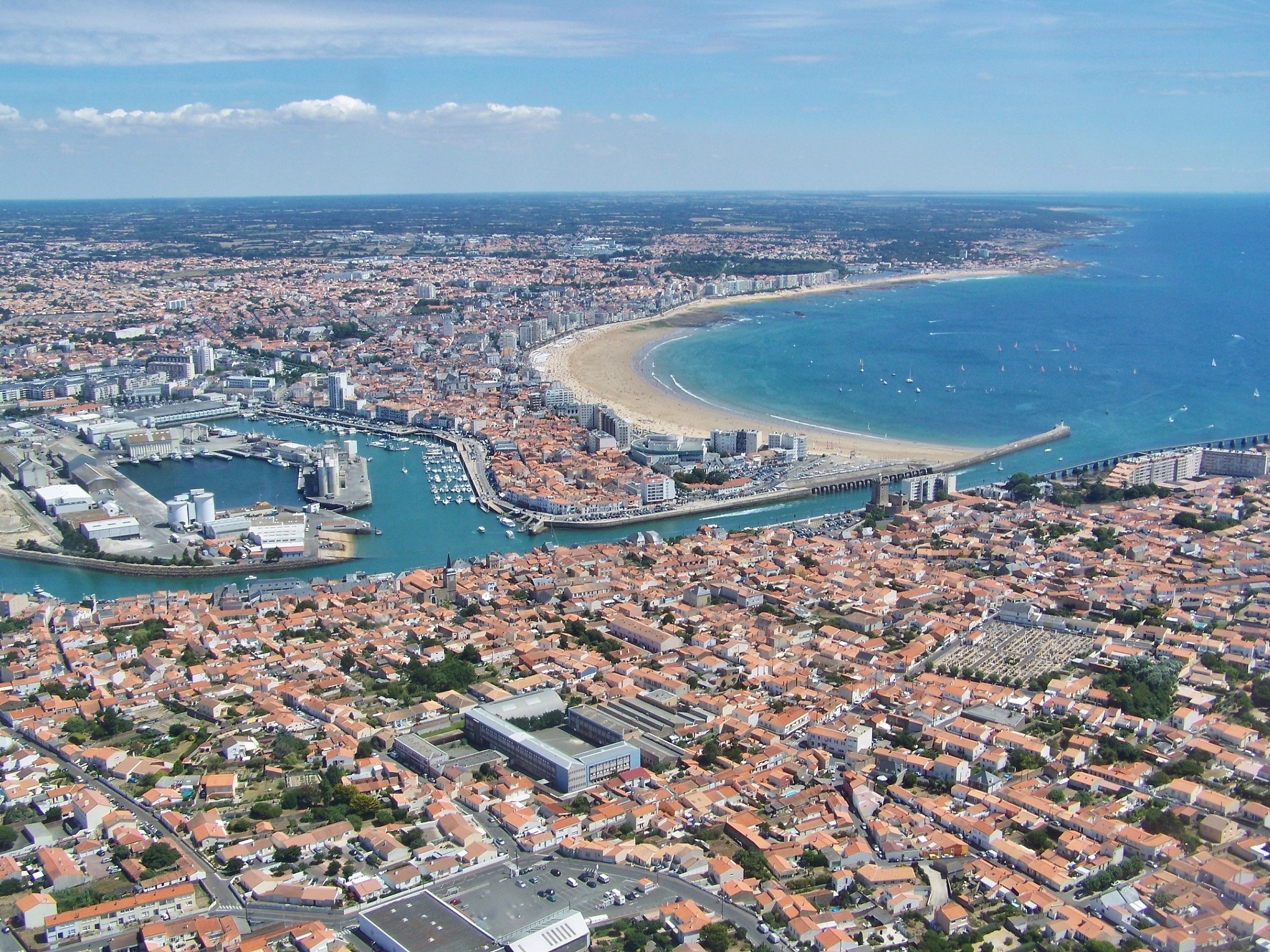 Vue aérienne des Sables d&rsquo;Olonne © Florian PÉPELLIN