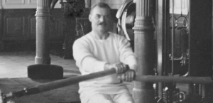 Thomas W. McCAWLEY - Moniteur sportif